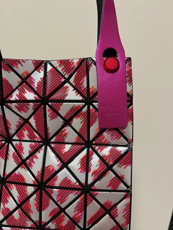 BAO BAO ISSEY MIYAKE Bag - Picture 5 of 9